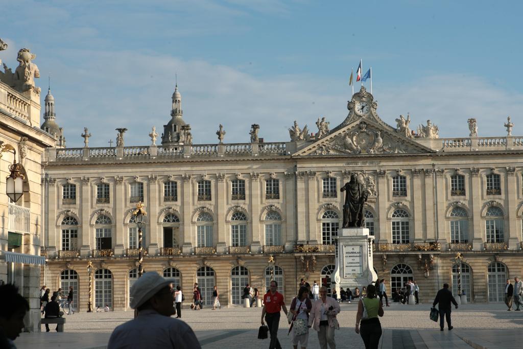 Les Suites De Catherine, La Si Calme Nancy Exterior foto