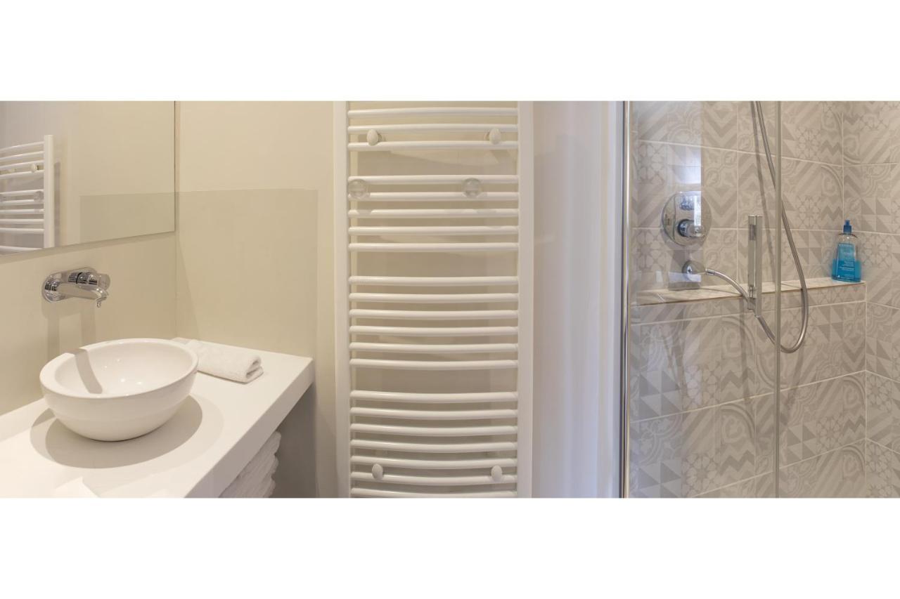 Les Suites De Catherine, La Si Calme Nancy Exterior foto